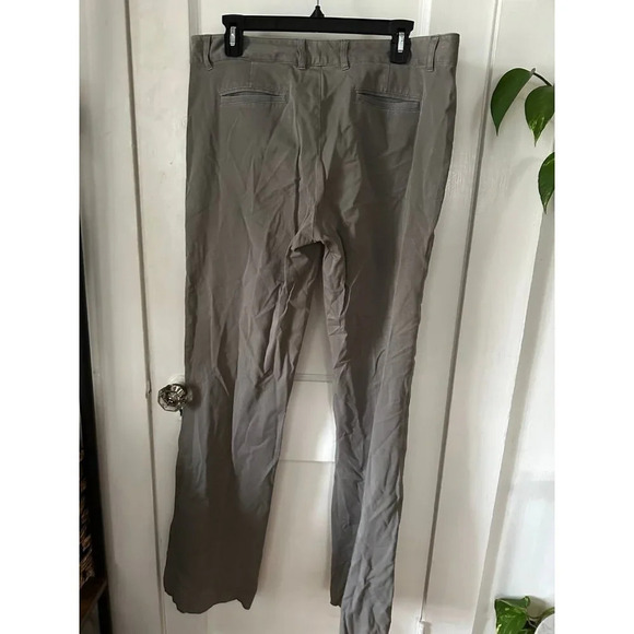 Eddie Bauer Shaw Fit Women’s size 12L pants - Picture 5 of 6